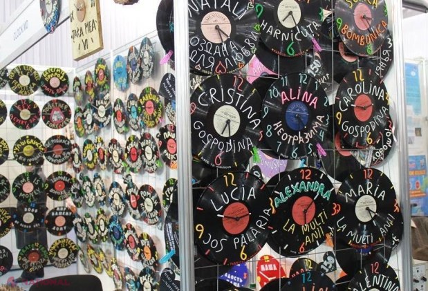 FOTO Peste 250 de producători autohtoni, cu marfa pe tarabe. Iată cele mai căutate produse