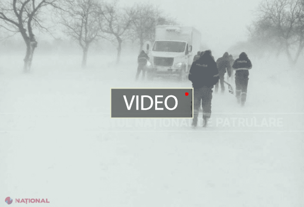 Cel puțin CINCI drumuri naționale, BLOCATE din cauza zăpezii: Zeci de mașini, împotmolite și zeci de accidente rutiere
