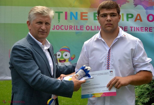 FOTO // Îmbrăcați în straie tradiționale, ajutați de psiholog, după medalii la Jocurile Olimpice de tineret