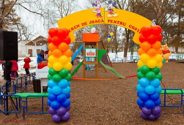 Programul „Uniunea Orheiul Nou” a inaugurat primul său proiect – un teren de joacă modern pentru copii din satul Brănești
