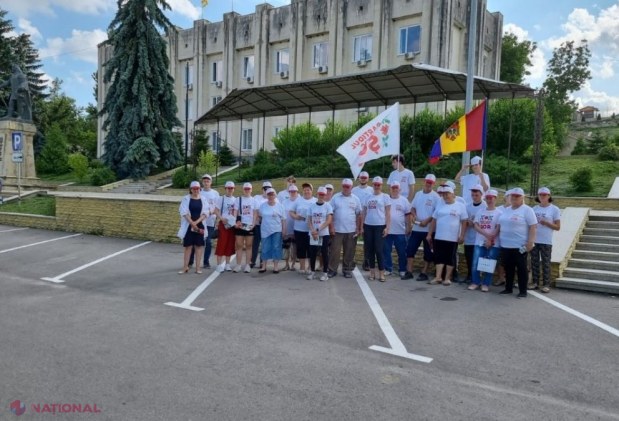 FOTO // Acțiune de AMPLOARE în ultima zi de campanie. Mii de oameni au participat la MARȘURI de mobilizare și au îndemnat la vot pentru Partidul „ȘOR”