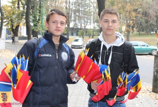 Foto // Mănâncă, se distrează și fac shopping. Cum petrec chișinăuenii de Hram