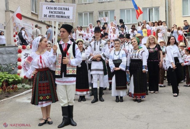 Absolvenții USM, care au purtat cu MÂNDRIE portul tradițional românesc, premiați de DRRM: Adrian Dupu: