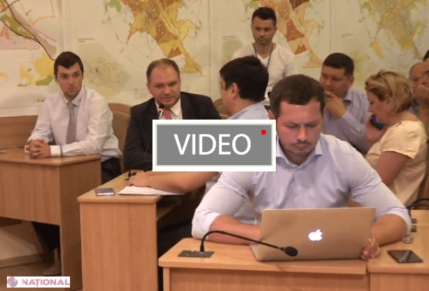 VIDEO // Ședința CMC: Valeriu Didencu, cercetat penal pentru corupție, a fost DEMIS la „propria dorință”. Consilierii NU au reușit să desemneze astăzi un înlocuitor