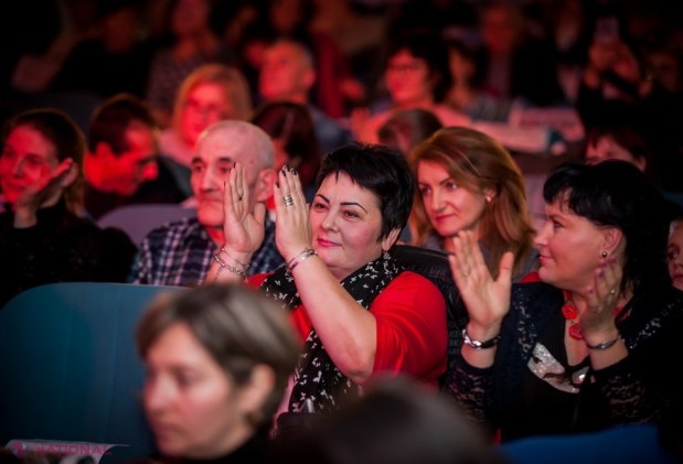 FOTO // „Concertul organizat de Partidul „ȘOR” la Torino a adunat sute de moldoveni din diasporă”