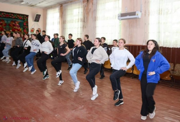 Copiii din ansamblul „Hecenii” vor dansa pe 9 mai, de Ziua Europei, pe scena din Piața Marii Adunări Naționale: Invitația lansată de premierul Dorin Recean