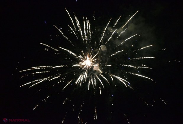 FOTO // Comuna Vatici din raionul Orhei este complet iluminată, datorită echipei Partidului „ȘOR”: „Pentru Vatici este o zi simbolică, deoarece a fost învins întunericul”