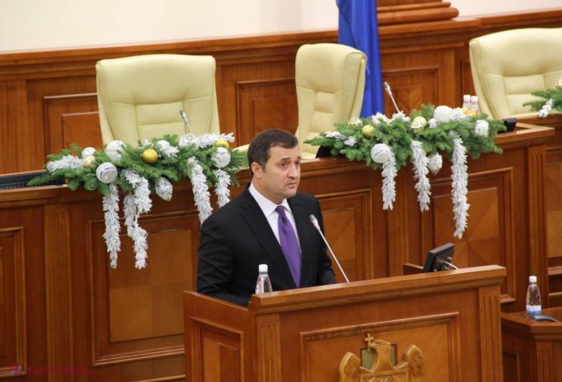 Ce le-a urat Vlad Filat socialiștilor în prima ședință a Parlamentului