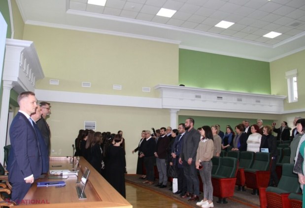 FOTO // Secretarul de stat al DRRM, Adrian Dupu, Doctor Honoris Causa al Universității de Stat din Moldova: „Ați lăsat o moștenire valoroasă tinerei generații USM-iste, lucru pentru care nu putem decât să vă fim profund recunoscători”