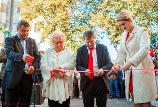 FOTO // „Operațiunea Curtea”, în plină desfășurare la Orhei. Autoritățile locale continuă RECONSTRUCȚIA curților blocurilor