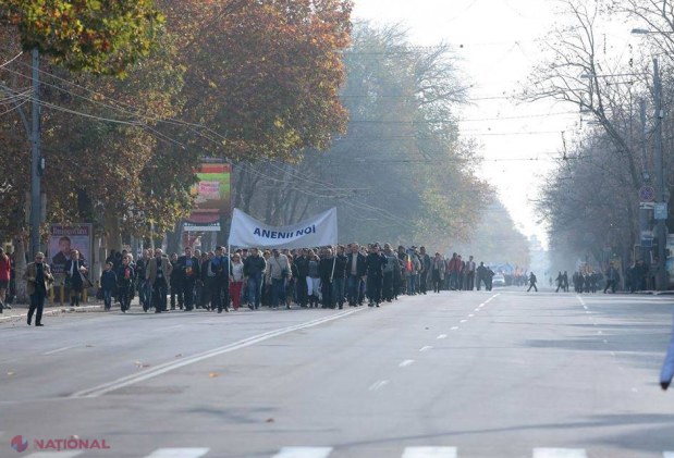 GALERIE FOTO // Peste 100 de mii de cetățeni au venit în PMAN