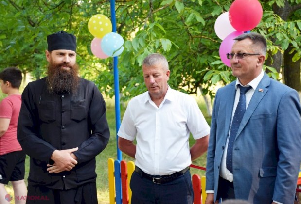 FOTO // În raionul Orhei sunt INAUGURATE săptămânal câteva terenuri de joacă pentru copii