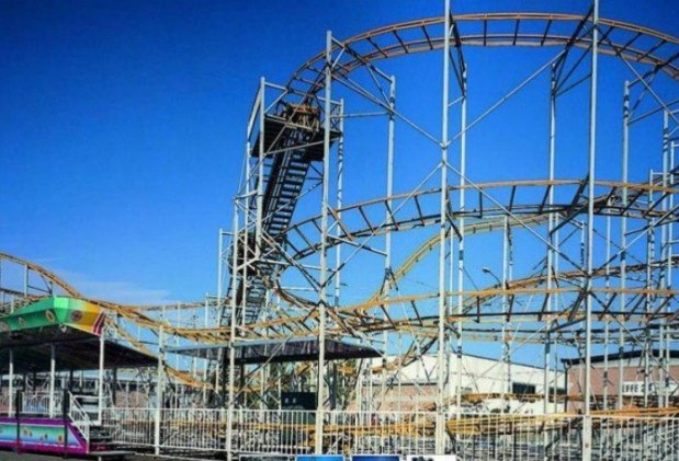 FOTO // O nouă PREMIERĂ pentru R. Moldova. Ilan Șor instalează un ROLLER COASTER gratuit la „OrheiLand”