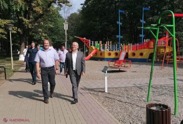 Primarul Clujului, Emil Boc, întâlnire la Ungheni cu preşedinta Maia Sandu: