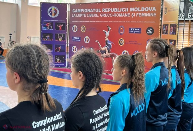 GALERIE FOTO // Noi TALENTE descoperite la Campionatul Național de LUPTE, unde au participat 220 de tineri din toată R. Moldova. Mesajul transmis tinerilor de către CAMPIOANA mondială și europeană Irina Rîngaci