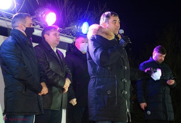 FOTO // Încă un sat iluminat în raionul Orhei. Echipa Partidului „ȘOR” a adus lumină pe străzi și la Șercani