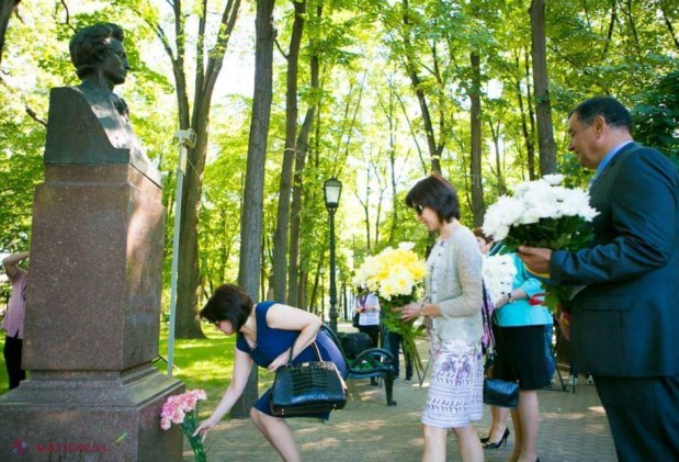 Arcadie Suceveanu: „Eminescu este cel care ne poate aduna în jurul lui sub steagul limbii române”