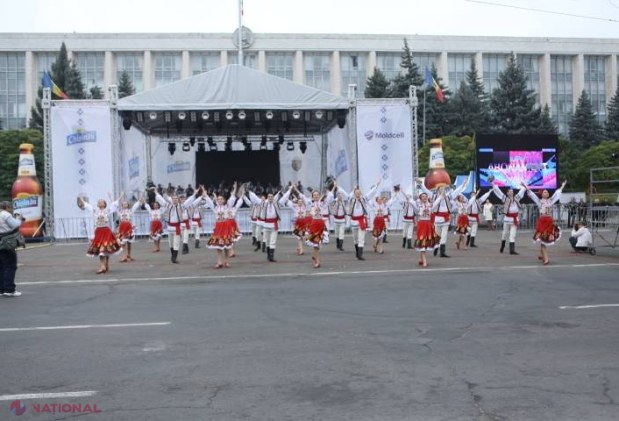 FOTO // Cum și-a început ziua primarul Dorin Chirtoacă de Hramul orașului