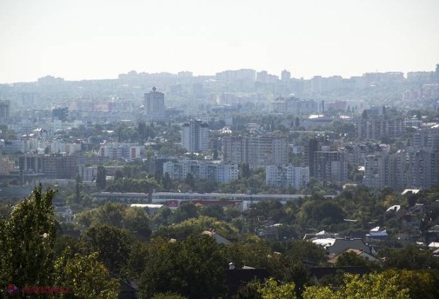 Zeci de blocuri din capitală rămân FĂRĂ apă caldă