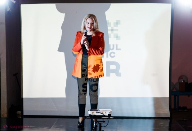 FOTO // Echipa Partidului „ȘOR” a aprins lumina pe străzile satului Tabăra, din raionul Orhei