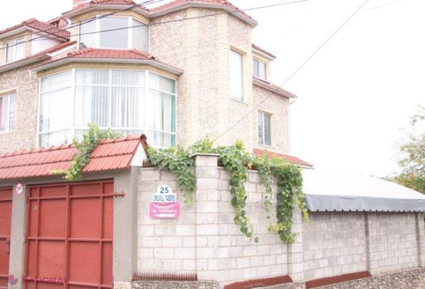 Imobil de LUX // Casa soacrei interlopului „Șalun” a ajuns în posesia statului: Cuibul de prostituție, anihilat