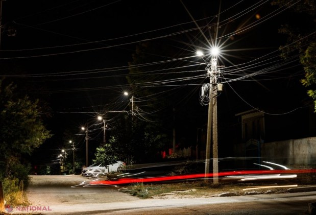 FOTO // Partidul „ȘOR” aduce lumina în raionul Orhei: încă un sat are iluminat stradal