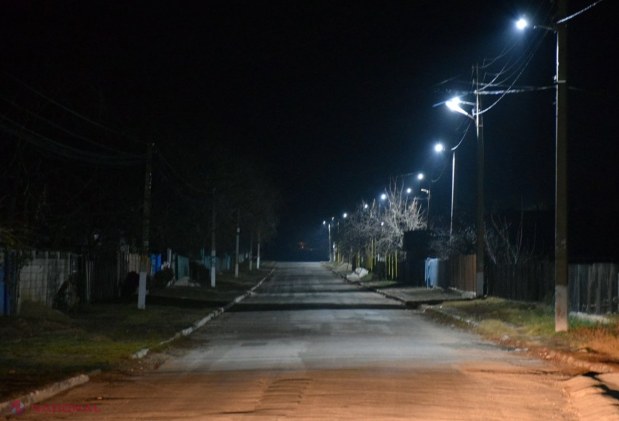 FOTO // Aproape toate localitățile din raionul Orhei au fost ILUMINATE de echipa Partidului „ȘOR”: „Iluminatul stradal înseamnă foarte mult pentru o localitate, atât din punct de vedere social, cât și al securității și asigură dezvoltare”