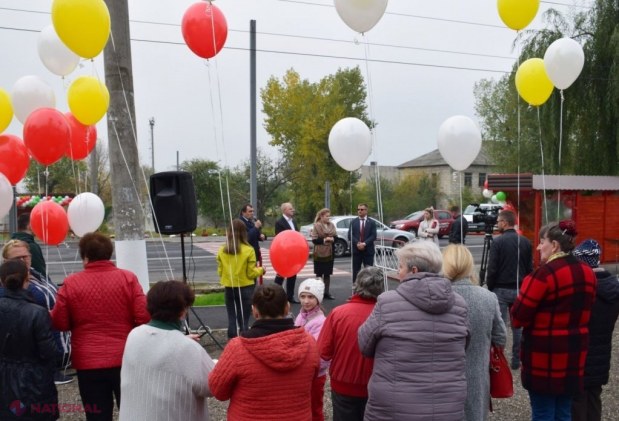 FOTO /// La inițiativa lui Ilan Șor, în municipiul Orhei au fost date în exploatare 30 de stații MODERNE de așteptare a transportului public: „Stațiile de așteptare sunt și o carte de vizită a unei localități”
