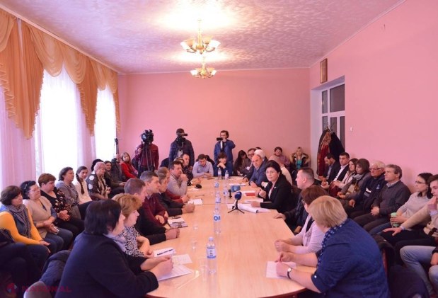 „Surpriză” pentru Silvia Radu, care a participat la ședința consilierilor din Trușeni: Primarul s-a dus în Ucraina 