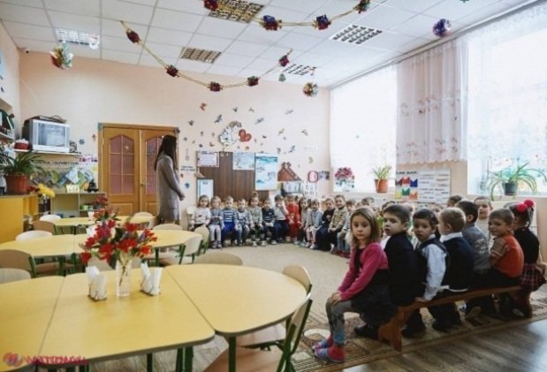 Numărul copiilor din R. Moldova, în SCĂDERE: Câte grădinițe au fost închise în 2017