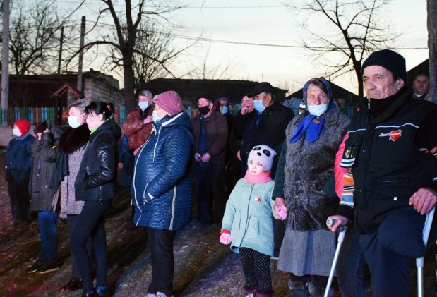 FOTO // „O nouă promisiune îndeplinită de echipa lui Ilan Șor”. Comuna Ivancea a fost complet ILUMINATĂ