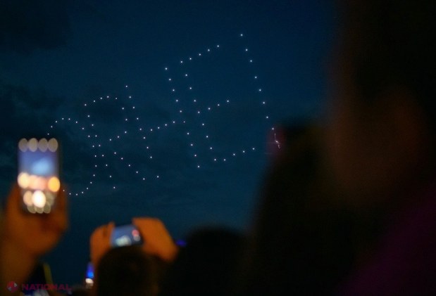 VIDEO, FOTO // Peste 100 de DRONE au făcut un show de excepție la „OrheiLand”