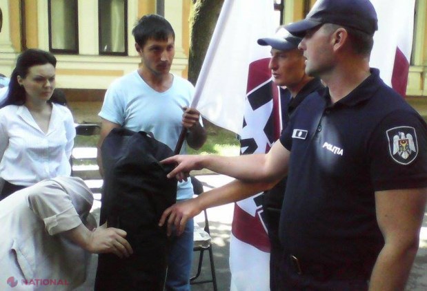 Protest EȘUAT în fața Președinției