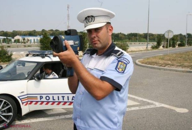 Pleci cu mașina în România? Iată o normă care ți-ar putea da bătăi de cap