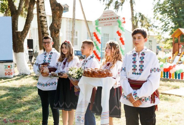 FOTO // În alte două sate au fost inaugurate terenuri de joacă pentru copii, în cadrul proiectului lansat de Partidului „ȘOR”