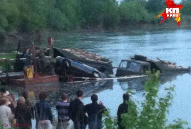 FOTO / / Două camioane s-au scufundat în Nistru. Cum a fost posibil