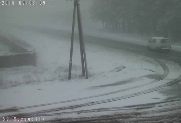 FOTO Ninsoare SELECTIVĂ în R. Moldova. În ce regiuni a NINS la sfârșit de martie