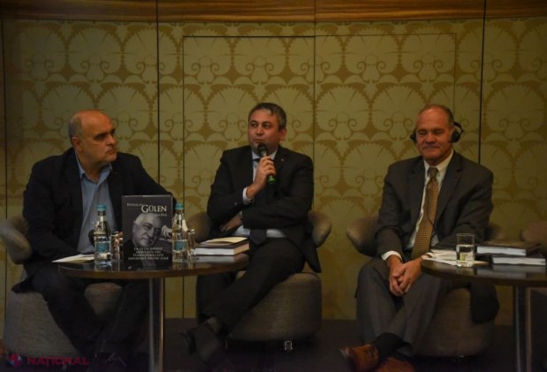 FOTO // Jon Pahl, autorul cărții „Fethulah Gulen: O viață în Hizmet”, în dialog cu cititorii la București. Scriitorul din SUA ar putea veni să-și lanseze cartea și la Chișinău