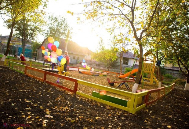 FOTO // Primarul de Orhei, Ilan Șor, a mai inaugurat o curte renovată capital, în cadrul Programului „Operațiunea Curtea”