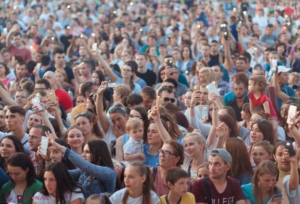 FOTO // Megaweek-end de excepție la „OrheiLand”. Trei concerte MEMORABILE au adunat zeci de mii de vizitatori