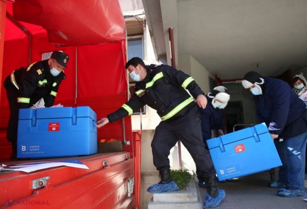FOTO // Cel de-al doilea lot de VACCIN oferit de București a ajuns la Chișinău în ziua când se împlinesc 103 ani de la Unirea Basarabiei cu România: „Mulțumim, România, pentru acest sprijin generos și necondiționat!”