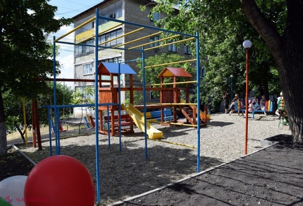 FOTO // La Orhei continuă lucrările re RENOVARE a curților de bloc: „Noi am așteptat peste 40 de ani să avem așa ceva”