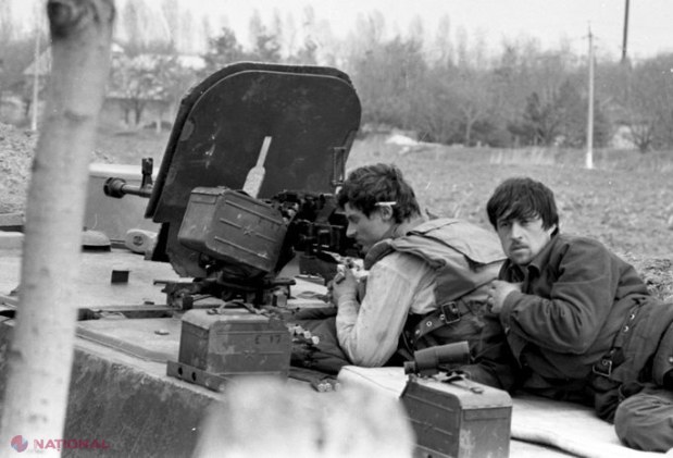 Războiul de pe Nistru, în imagini: Maestrul fotograf Mihai Vengher a vernisat o expoziție personală de fotografie despre evenimentele din 1992