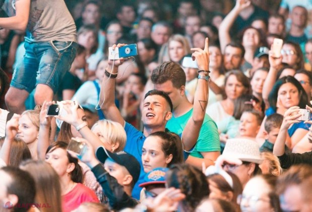 FOTO // Cum a fost sărbătorită Ziua Independenței la Orhei. Jasmin și Carla's Dreams au încins atmosfera