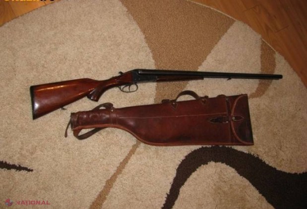 Poliţia a găsit încă o ARMĂ şi mai multe MUNIŢII deţinute ILEGAL