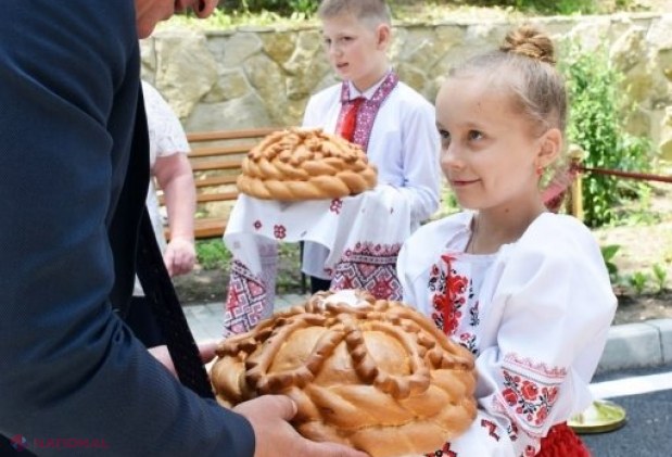 FOTO // Reparația curților și drumurilor din Orhei se desfășoară mai repede decât era preconizat