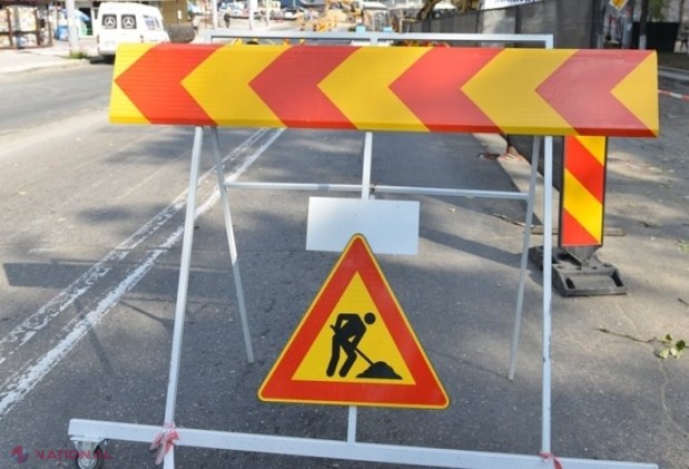 SCHIMBARE în traficul rutier din Chișinău: Bandă SUPLIMENTARĂ de virare la dreapta pe o stradă din centrul capitalei