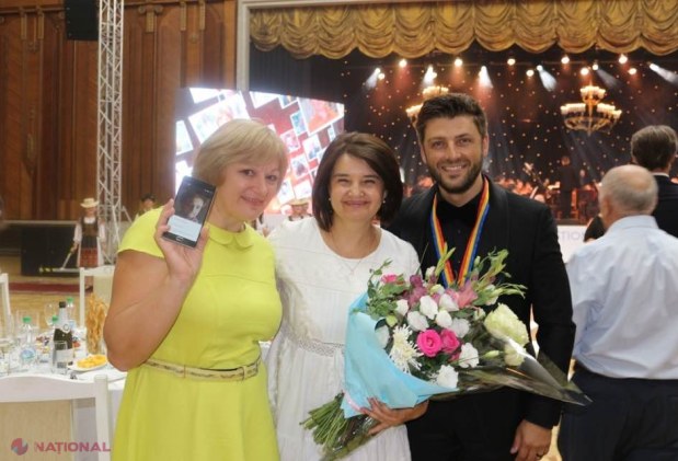FOTO, VIDEO // Zece personalităţi din domeniile ştiinţei, culturii, artei, carității și securității naționale au primit Premiul Național 2018. Cine a fost marele absent al galei