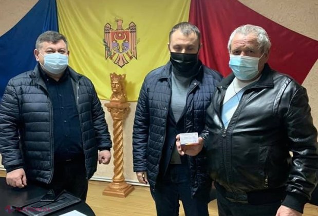 FOTO // Noi membri în „familia” PD din Călărași: „În timp ce suntem martorii unei crize politice, luptelor și dezbaterilor politice interminabile, SCENARII și jocuri, oamenii din satele noastre trăiesc cu gândul la o viața mai bună”