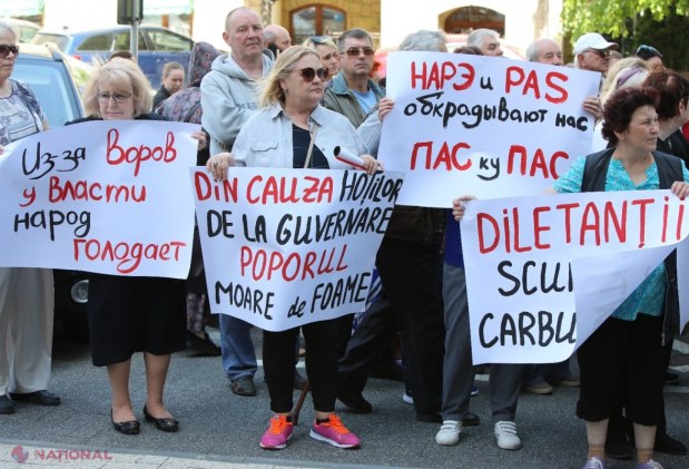 FOTO // Comuniștii și Partidul „ȘOR” au protestat, la ANRE, contra scumpirilor resurselor energetice: „Această instituție trebuie LICHIDATĂ, pentru că nu aduce beneficii R. Moldova”